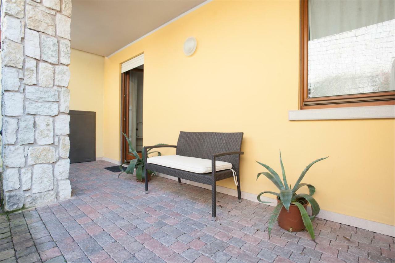 Appartamento Casa Davide Riva del Garda Esterno foto